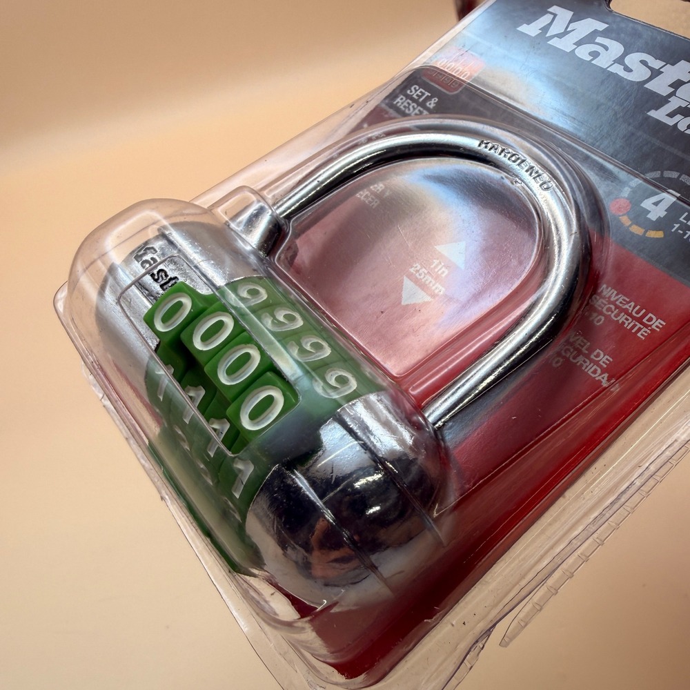 Master Lock 1523D Green Set Your Own Combination Padlock, Gym Locker Locks wit - Picture 3 of 3